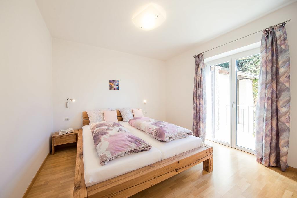 Haus Dorfblick Apartment Caldaro Bagian luar foto